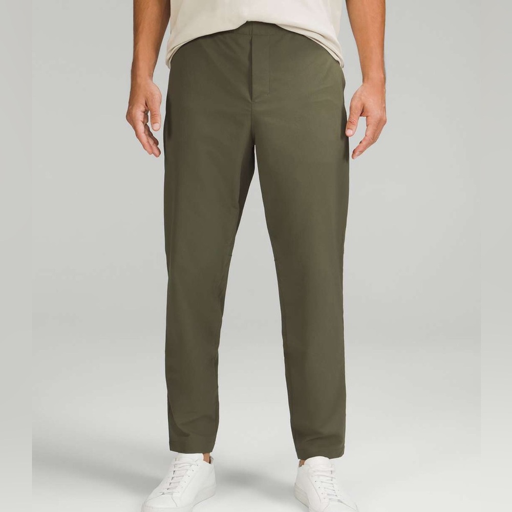 lululemon Men's New Venture Trouser Pique fabric Green size M 29.5” inseam